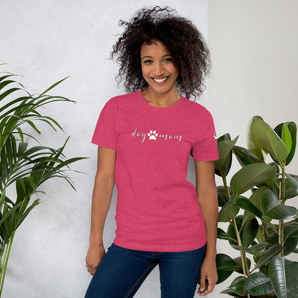 Dog Mom Unisex t-shirt
